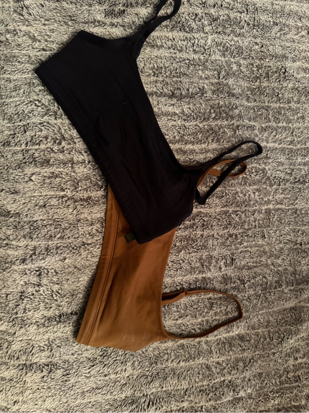 Aritzia Black & Brown Tank Tops